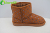 Botas de nieve con lunares de piel de gamuza para mujer
