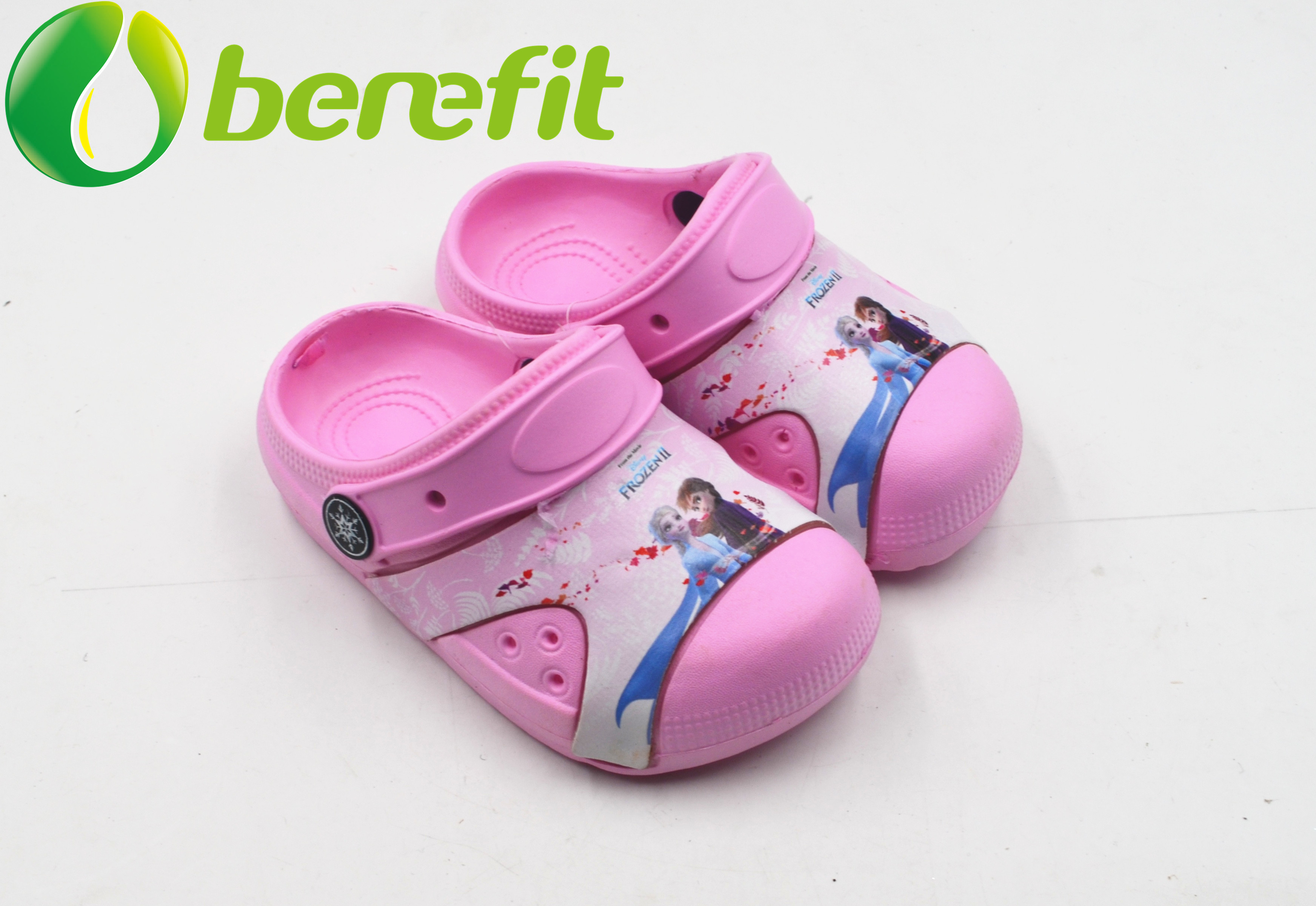Zapatos de jardín superiores reemplazables de EVA Pink Chirdren populares